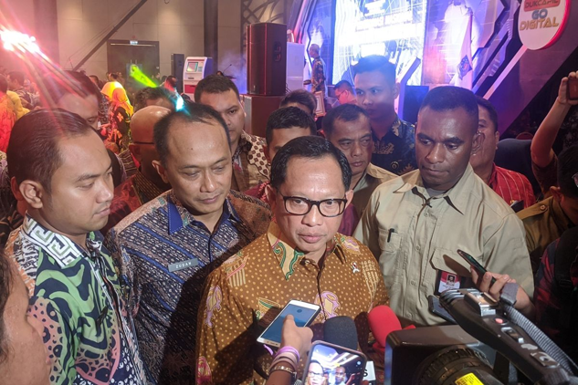 Kemendagri Luncurkan Revolusi Layanan Adminduk dengan Anjungan Dukcapil Mandiri ROBICO