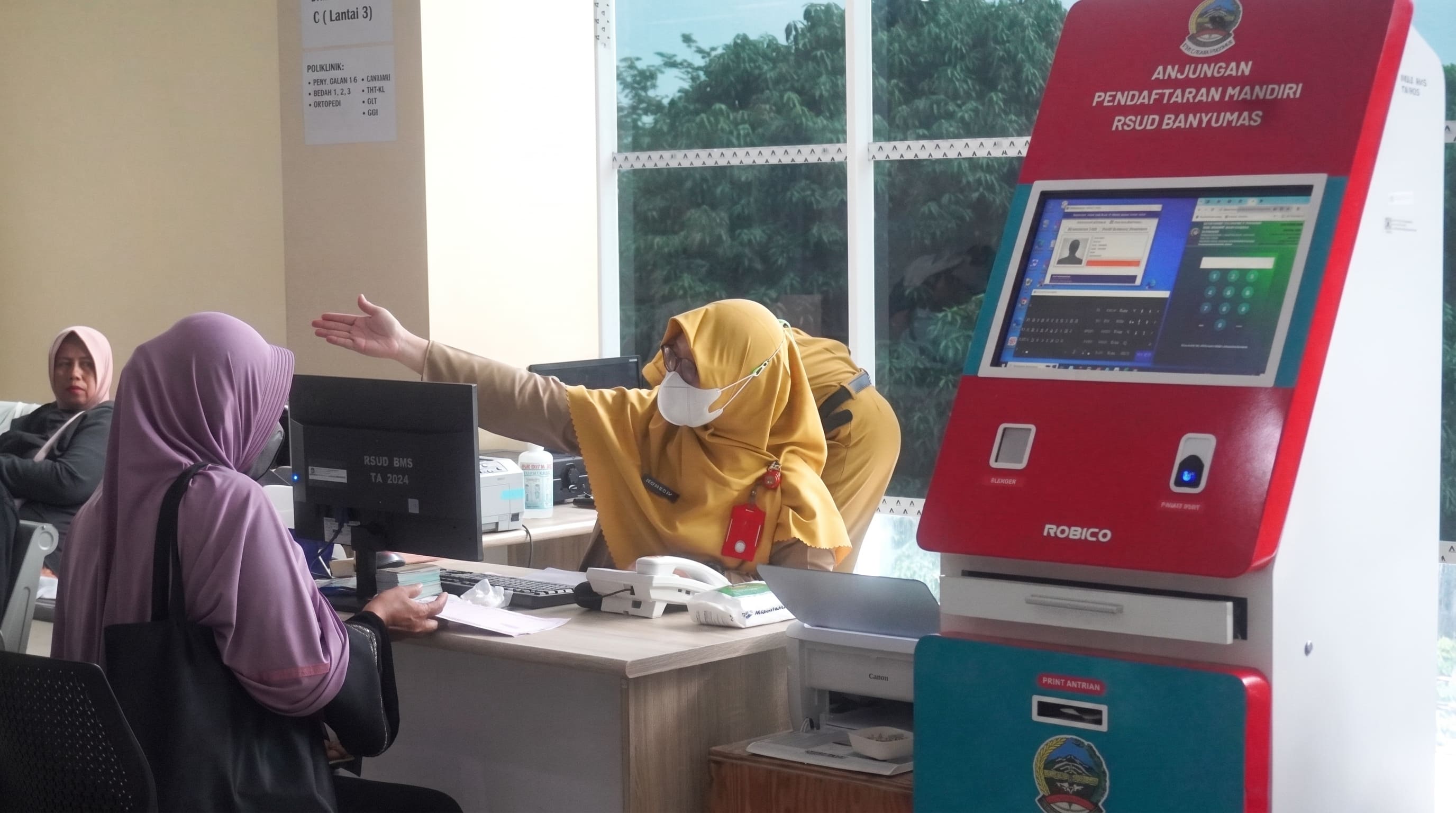 RSUD Banyumas Pangkas Antrian Pendaftaran Pasien dengan Anjungan Pendaftaran Mandiri Rumah Sakit ROBICO